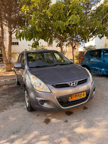 מודעת רכב יונדאי i20