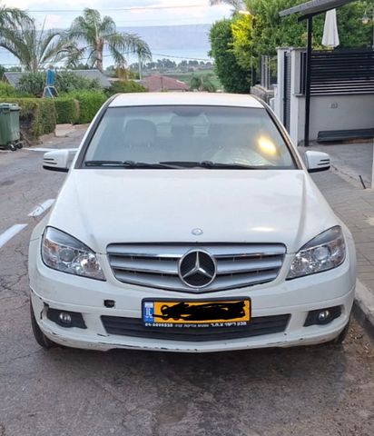 מודעת רכב מרצדס-בנץ C-class