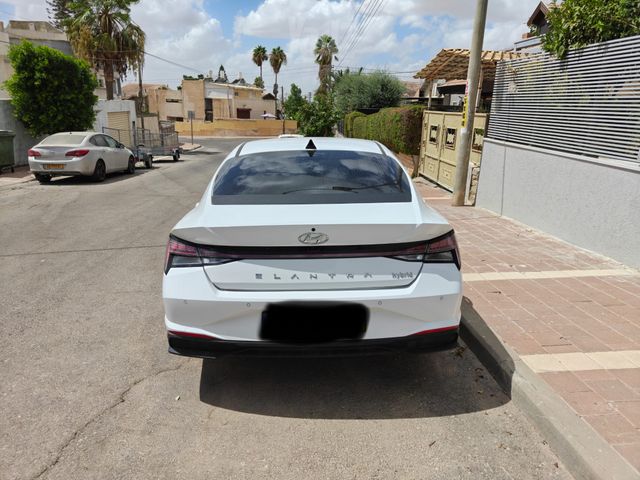 יונדאי אלנטרה