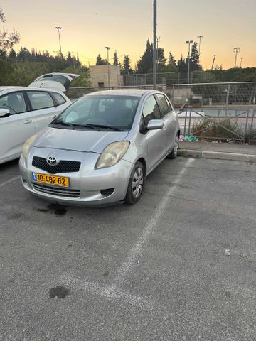 מודעת רכב טויוטה יאריס