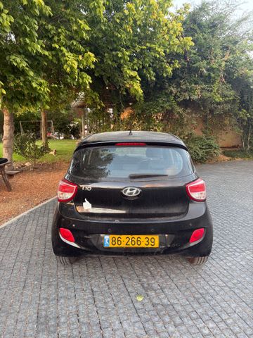 יונדאי i10