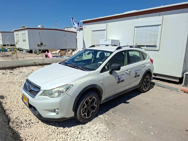 מודעת רכב סובארו XV