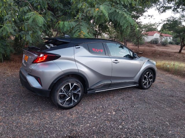 טויוטה C-HR