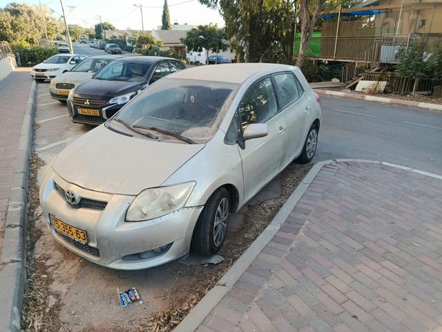 טויוטה אוריס