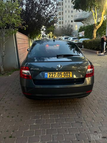 סקודה אוקטביה