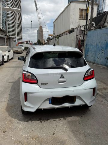 מיצובישי ספייס סטאר