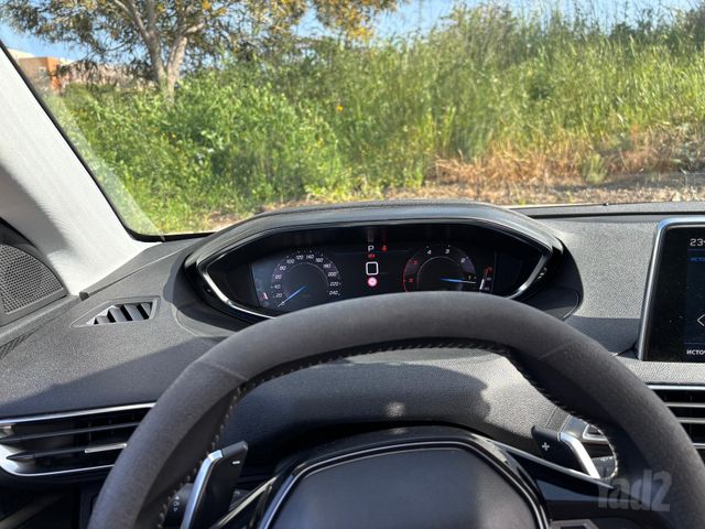 מודעת רכב פיג'ו 3008