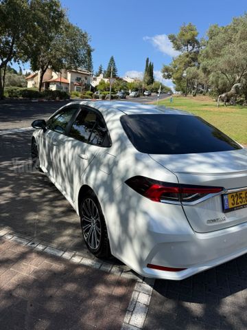 טויוטה קורולה