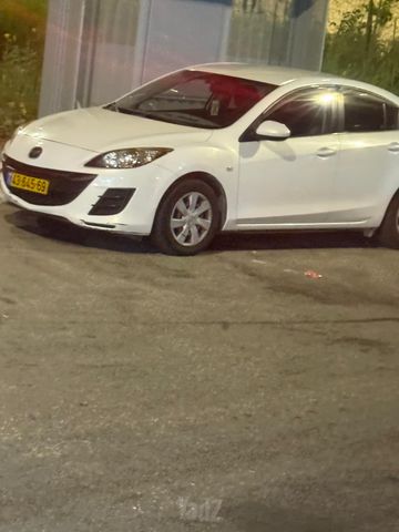 מאזדה 3
