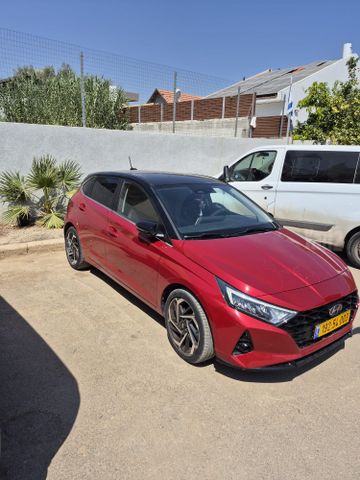 יונדאי i20