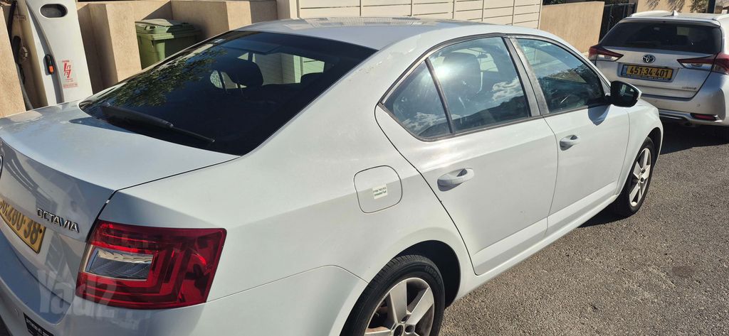 סקודה אוקטביה
