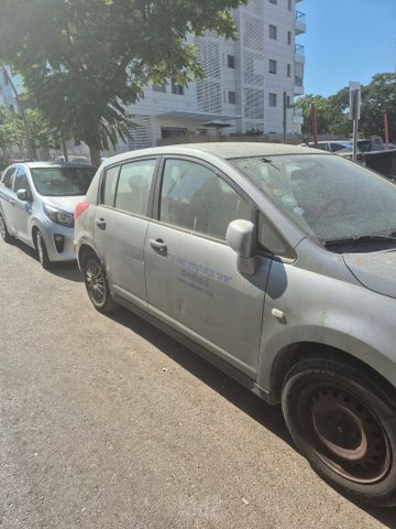 ניסאן טידה