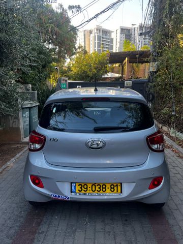 יונדאי i10