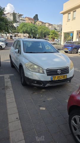 סוזוקי קרוסאובר