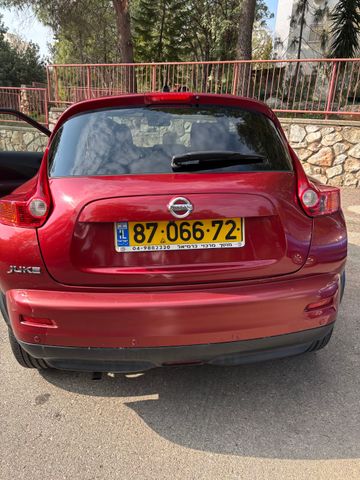 ניסאן ג'וק