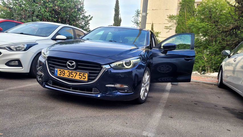 מאזדה 3
