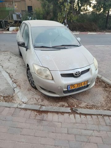 מודעת רכב טויוטה אוריס