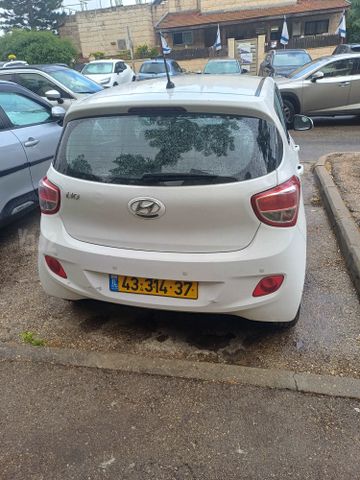 יונדאי i10