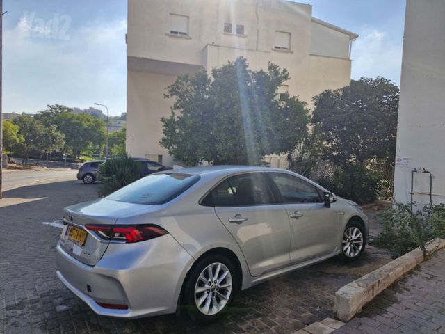 טויוטה קורולה