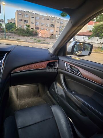 קאדילק CTS