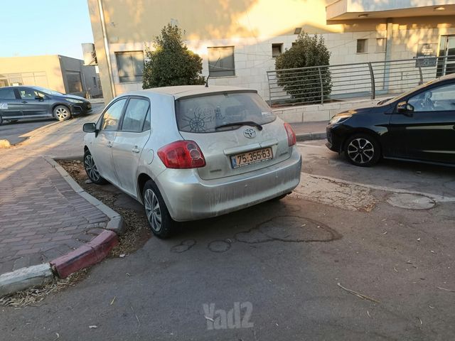טויוטה אוריס