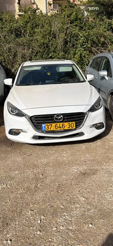 מודעת רכב מאזדה 3