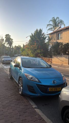 מאזדה 3
