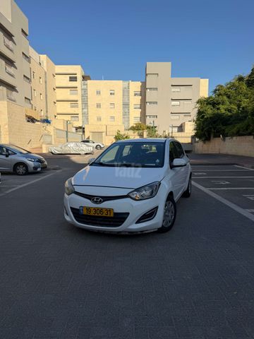 מודעת רכב יונדאי i20