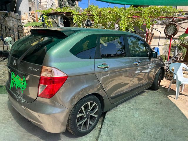 הונדה FR-V