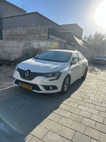 רנו מגאן