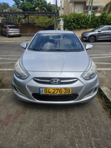מודעת רכב יונדאי אקסנט i25