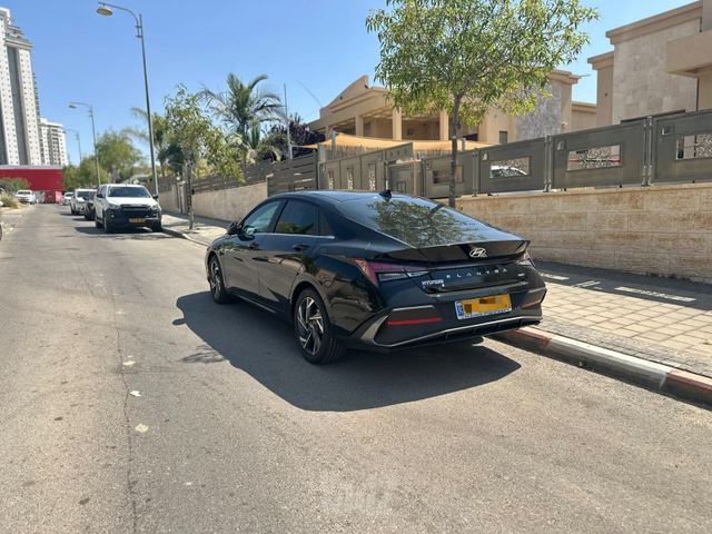 יונדאי אלנטרה