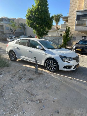 רנו מגאן