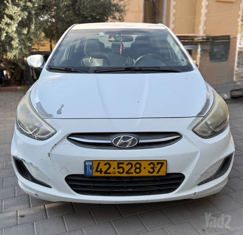 יונדאי אקסנט i25