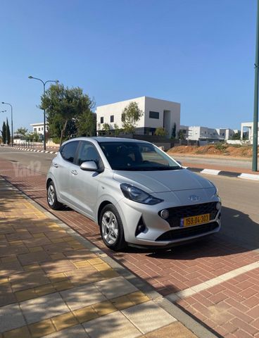 יונדאי i10