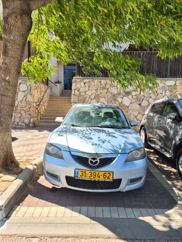 מאזדה 3