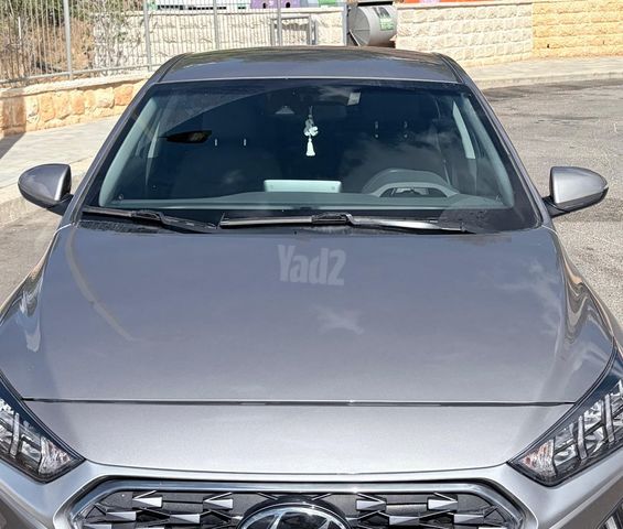 יונדאי איוניק