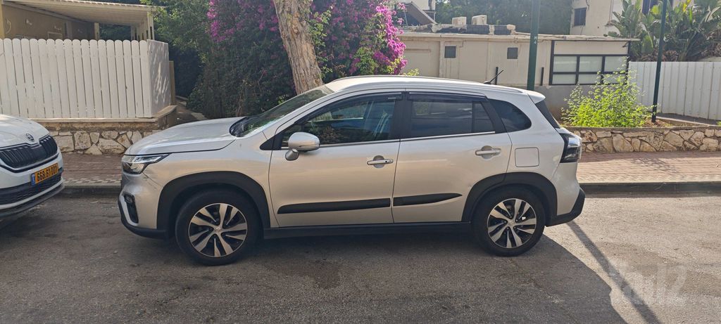 סוזוקי S-Cross