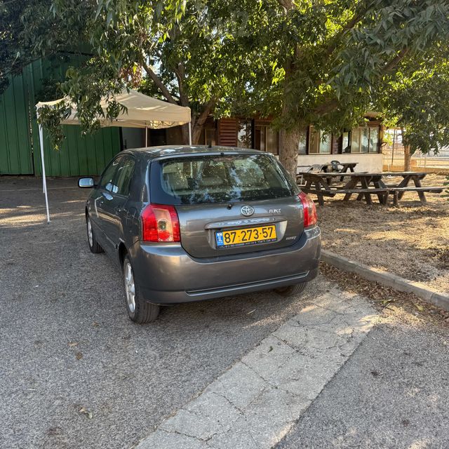 טויוטה קורולה