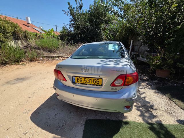 טויוטה קורולה