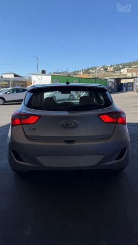 יונדאי i30