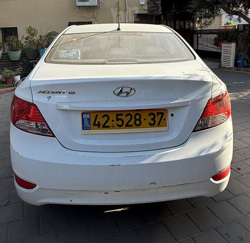 יונדאי אקסנט i25