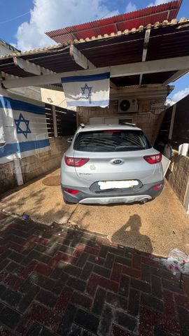 מודעת רכב קיה סטוניק