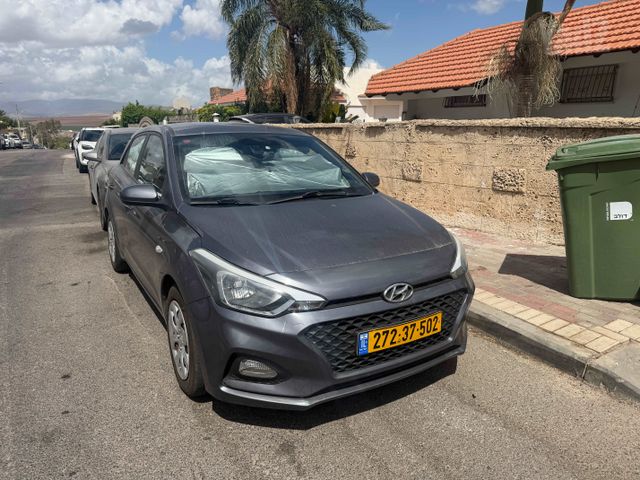 מודעת רכב יונדאי i20