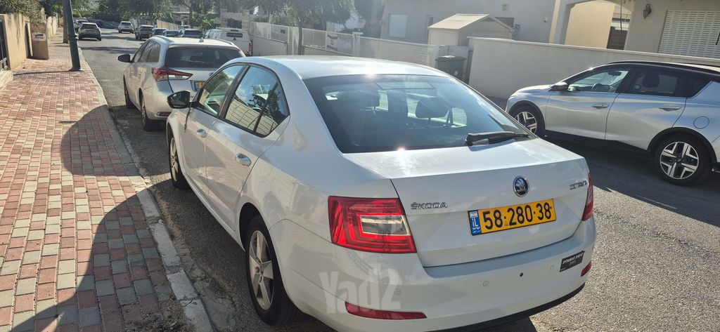 סקודה אוקטביה