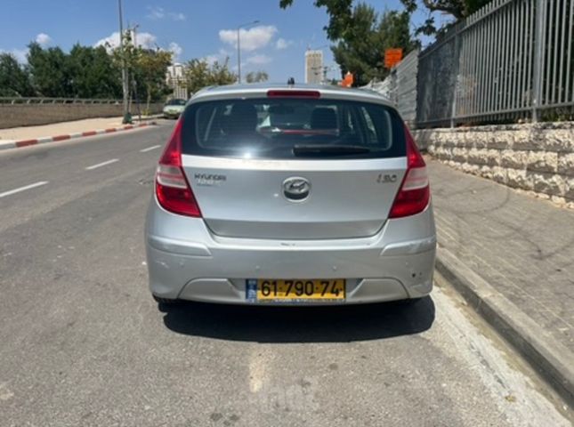 יונדאי i30