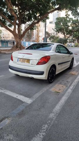 פיג'ו 207