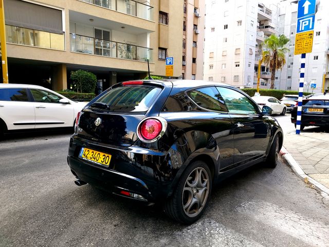 אלפא רומיאו מיטו