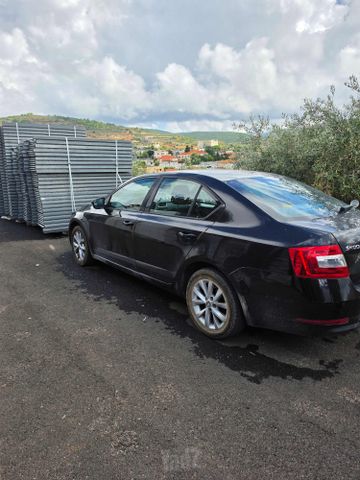 סקודה אוקטביה