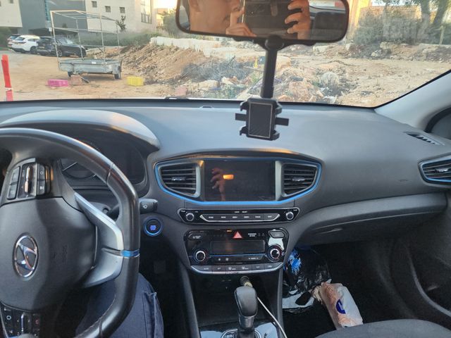 מודעת רכב יונדאי איוניק